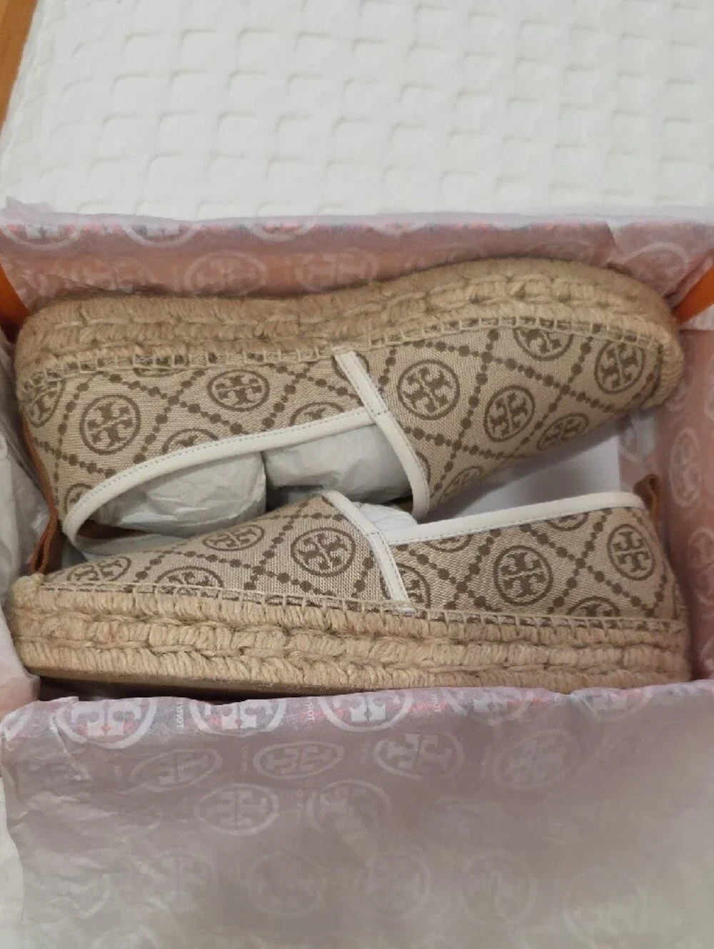 Tory Burch T Monogram Platform Espadrulle. Size 7.5